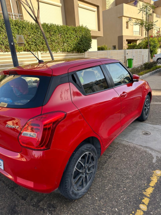 Suzuki Swift 2022 Red Used for Sale