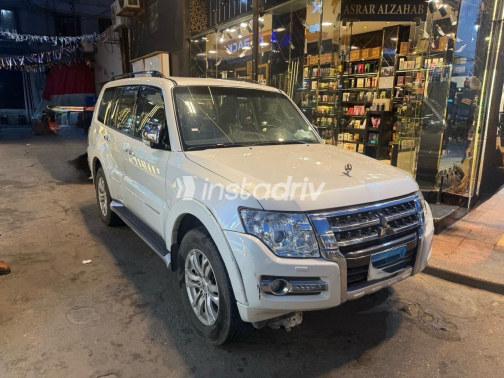 Mitsubishi Pajero 2018 White Used for Sale - 1