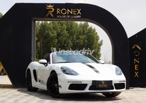 Porsche Boxster 2024 White Used for Sale - 1