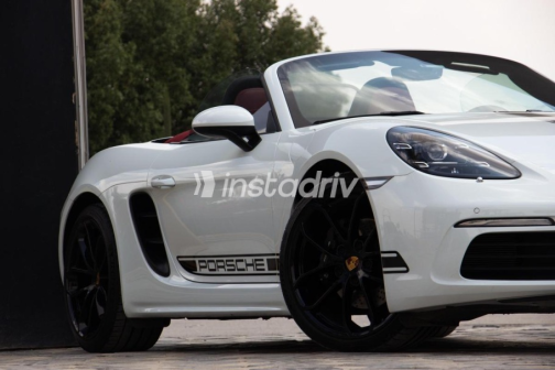 Porsche Boxster 2024 White Used for Sale - 3