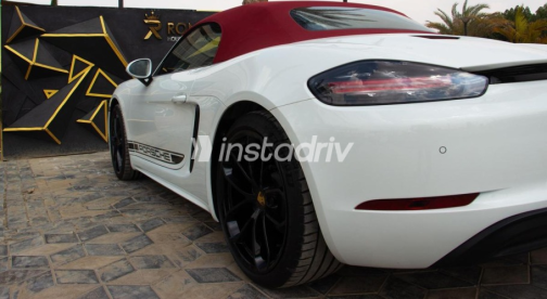 Porsche Boxster 2024 White Used for Sale - 10