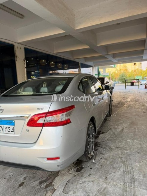 Nissan Sentra 2021 White Used for Sale - 3