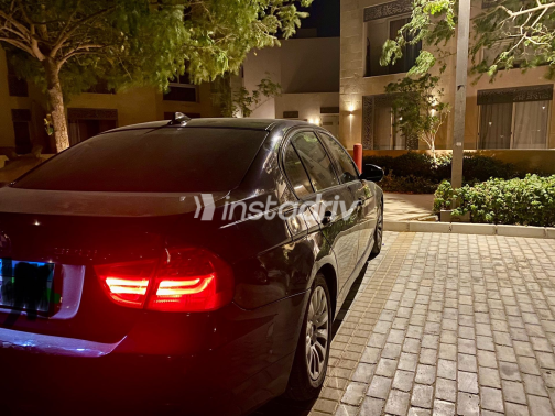 BMW 320 2009 White Used for Sale - 2