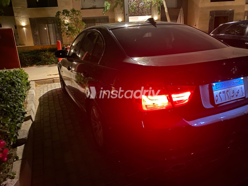 BMW 320 2009 White Used for Sale - 4