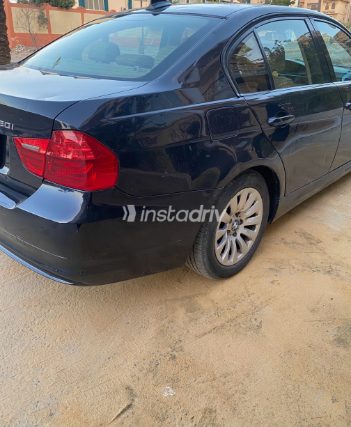 BMW 320 2009 White Used for Sale - 8