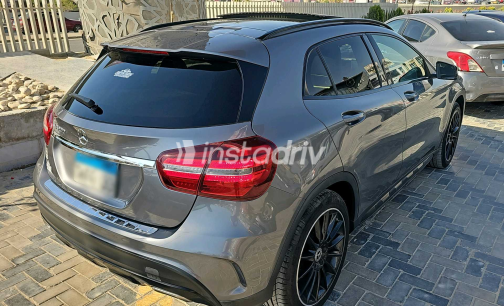 مرسيدس GLA 200 2020 رمادي مستعملة للبيع - 4
