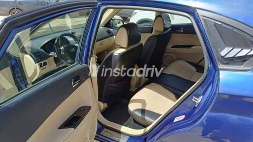 بريليانس FRV 2011 أزرق غامق مستعملة للبيع - 10