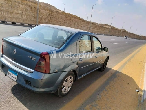 رينو لوجان 2010 أزرق غامق مستعملة للبيع - 9