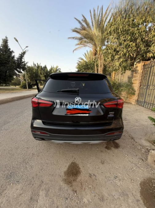 ام جى اتش اس 2022 أسود مستعملة للبيع - 5