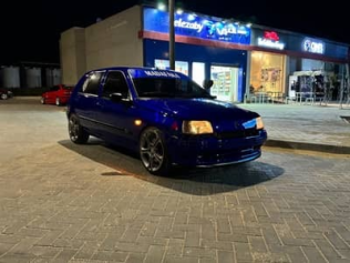 رينو كليو 1994 أزرق غامق مستعملة للبيع