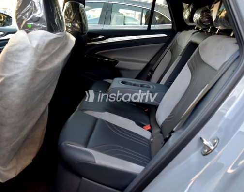 Volkswagen ID 4 2023 Gray Used for Sale - 8