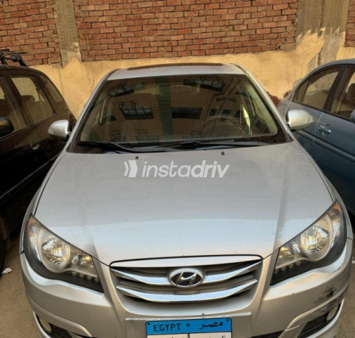 Hyundai Elantra HD 2018 White Used for Sale - 1