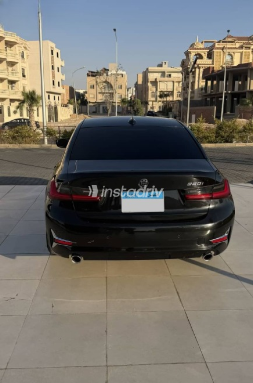 بي ام دبليو 320 2020 أسود مستعملة للبيع - 4