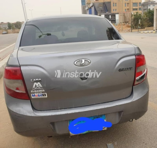 Lada Granta 2018 Gray Used for Sale - 3