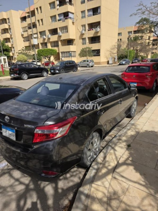 تويوتا ياريس 2015 رمادي مستعملة للبيع - 8