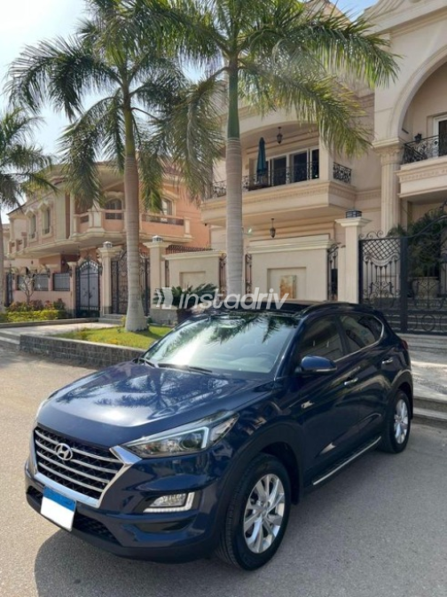 Hyundai Tucson GDI 2020 White Used for Sale - 4