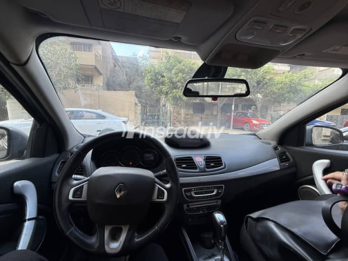 Renault Fluence 2012 Black Used for Sale - 3