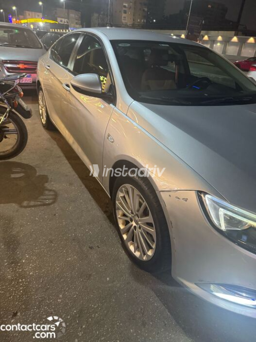 Opel Insignia 2018 Silver Used for Sale - 4