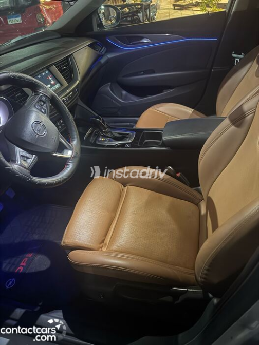 Opel Insignia 2018 Silver Used for Sale - 7