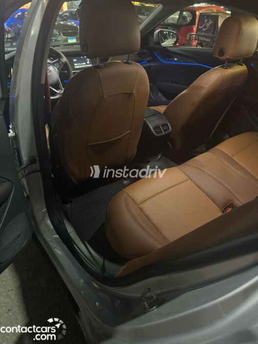 Opel Insignia 2018 Silver Used for Sale - 8