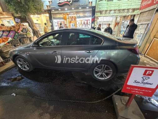Opel Insignia 2017 Gray Used for Sale - 1