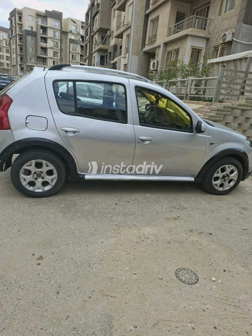 Renault Sandero Step Way 2012 Silver Used for Sale - 6