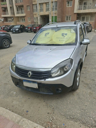 Renault Sandero Step Way 2012 Silver Used for Sale
