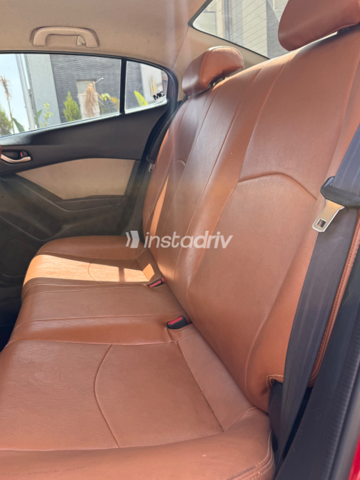 Mazda 3 2015 Red Used for Sale - 9