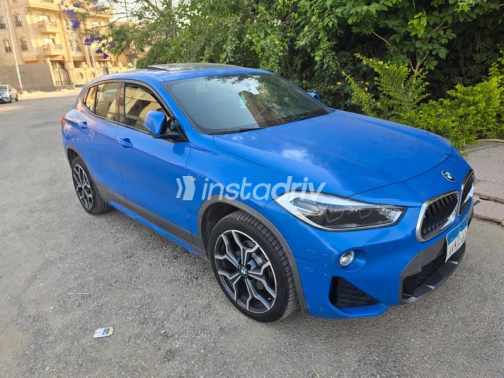 بي ام دبليو X2 2019 أزرق غامق مستعملة للبيع - 3