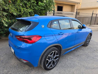 بي ام دبليو X2 2019 أزرق غامق مستعملة للبيع