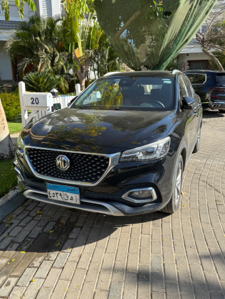 ام جى اتش اس 2021 أسود مستعملة للبيع