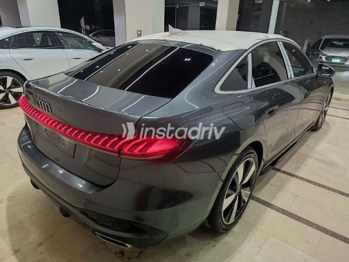 اودي A5 2025 رمادي جديدة للبيع - 7