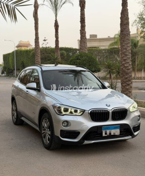 BMW X1 2018 Silver Used for Sale - 4