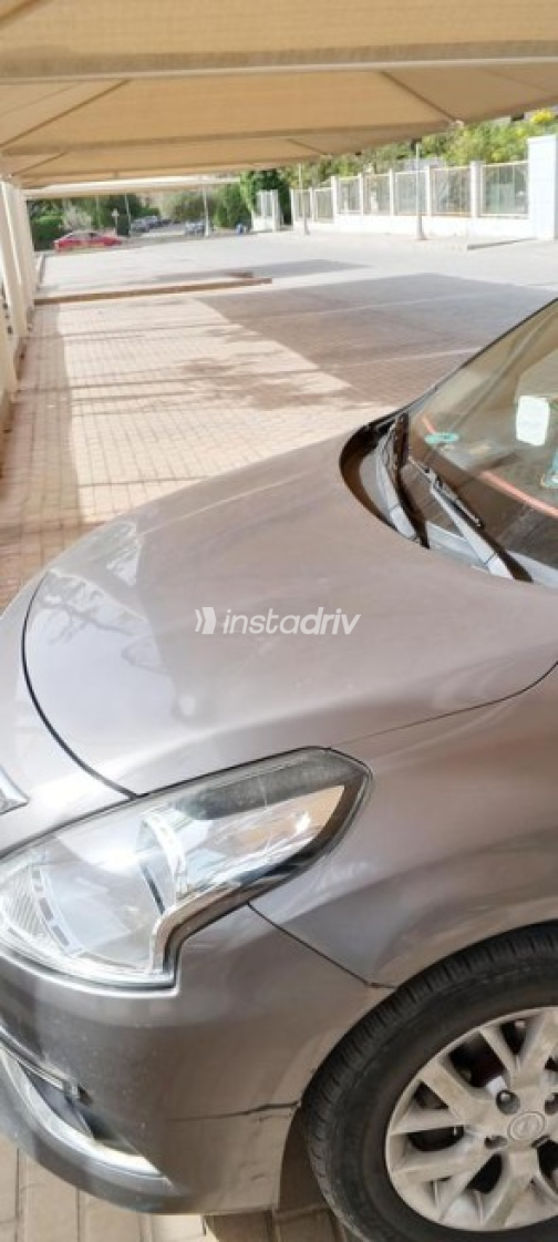 نيسان صنى 2021 فضي مستعملة للبيع - 8