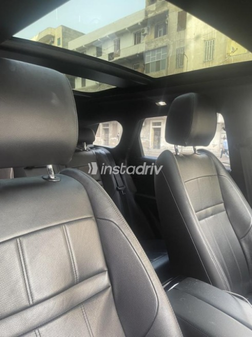 Land Rover Range Rover Evoque 2023 Black Used for Sale - 4