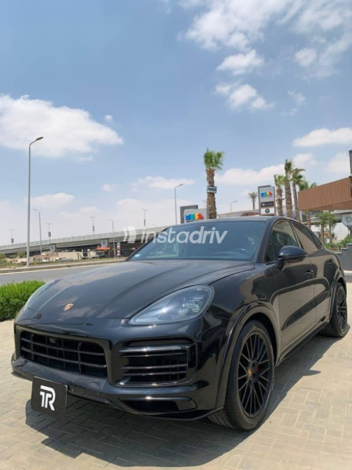 Porsche Cayenne 2022 Black Used for Sale - 3