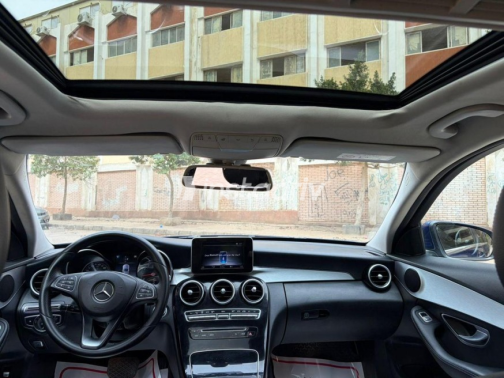 Mercedes C 180 2018 Dark Blue Used for Sale - 6