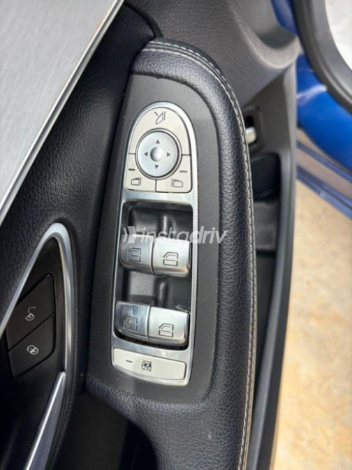 Mercedes C 180 2018 Dark Blue Used for Sale - 8