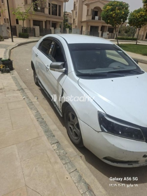 Geely Emgrand 7 2014 White Used for Sale - 3