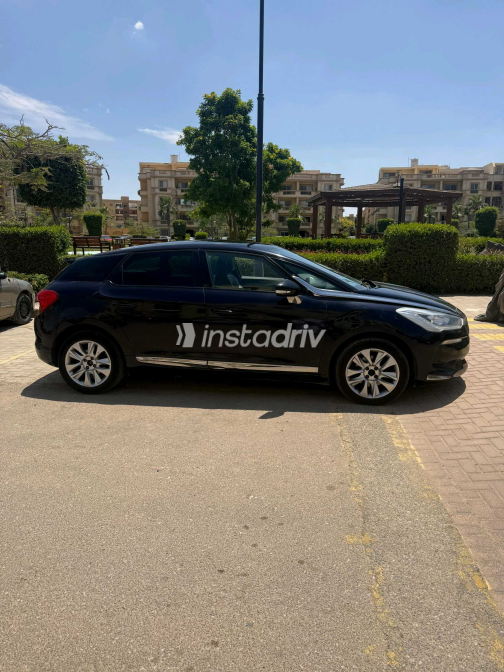 دى اس دى اس 5 2019 أبيض مستعملة للبيع - 5