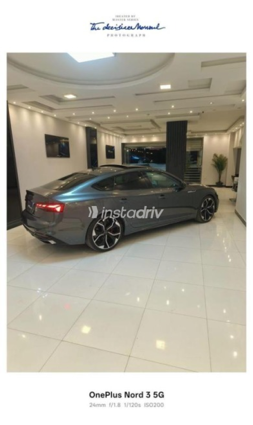 اودي A5 2024 فضي مستعملة للبيع - 3