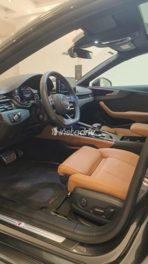 اودي A5 2024 فضي مستعملة للبيع - 9