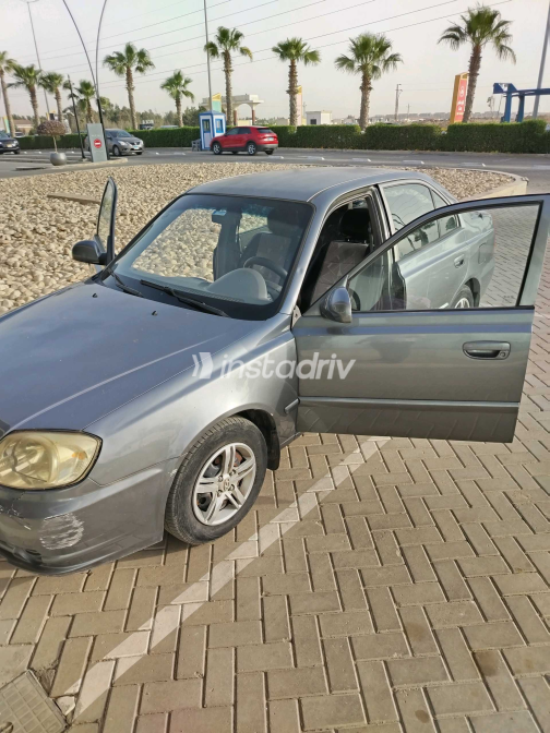 Hyundai Verna 2012 Silver Used for Sale - 3