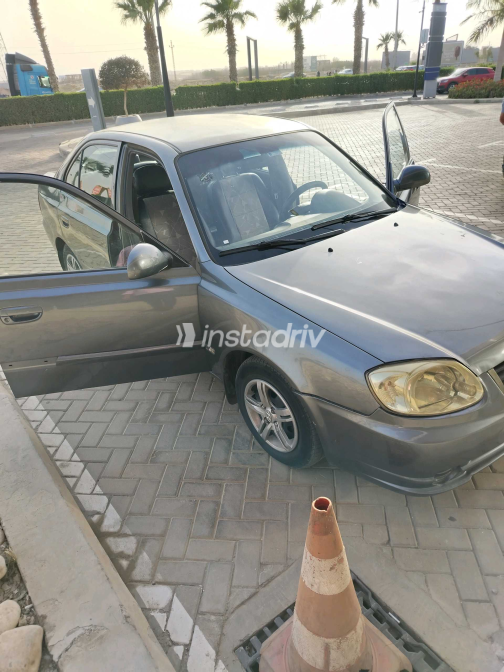 Hyundai Verna 2012 Silver Used for Sale - 4