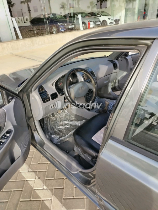 Hyundai Verna 2012 Silver Used for Sale - 5