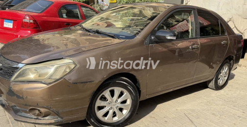 بى واى دى‬ F3 2020 ذهبي مستعملة للبيع - 2