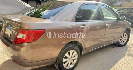 بى واى دى‬ F3 2020 ذهبي مستعملة للبيع - 5