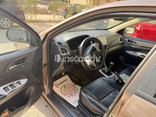بى واى دى‬ F3 2020 ذهبي مستعملة للبيع - 9
