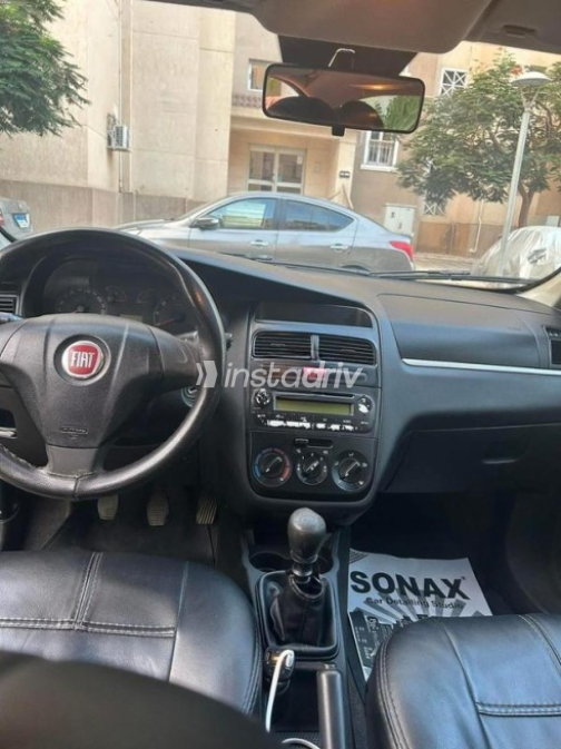 Fiat Linea 2017 White Used for Sale - 2