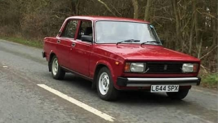 Lada 2105 1995 Red Used for Sale